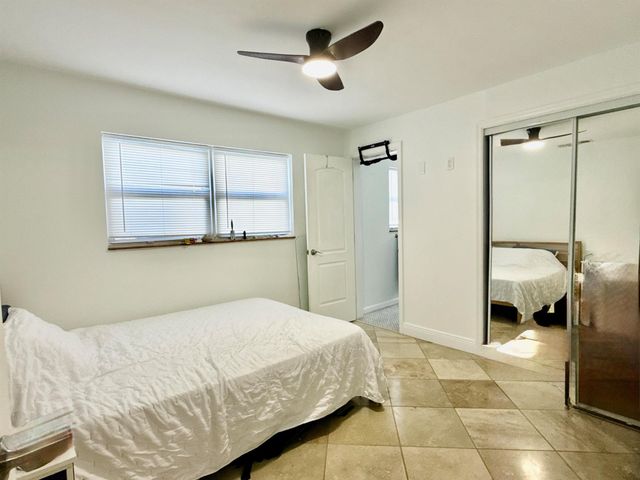 4540 SW 28th Terrace, Dania Beach, FL 33312