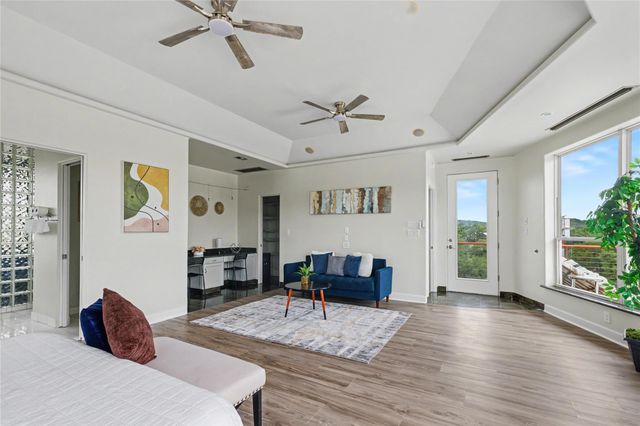 20202 Barnett Glenn RD, Spicewood, TX 78669