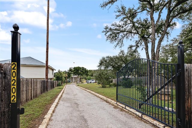 20202 Barnett Glenn RD, Spicewood, TX 78669