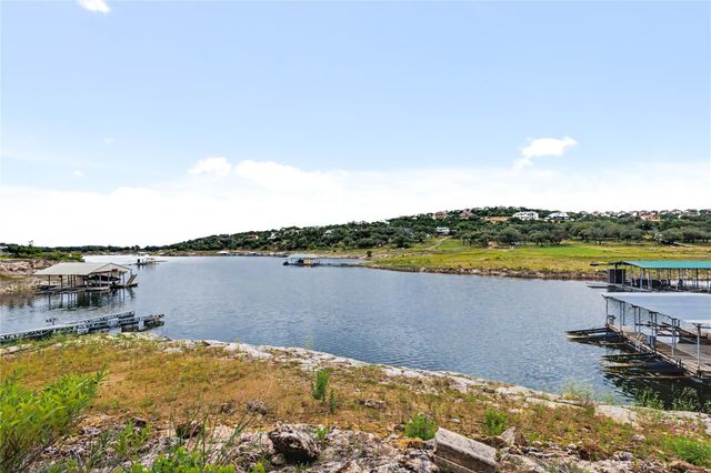 20202 Barnett Glenn RD, Spicewood, TX 78669