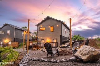 2033 Eagle Feather Drive, Sevierville, TN 37876