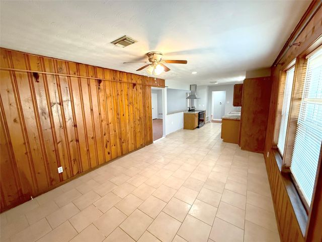 2206 Erickson Street, La Marque, TX 77568