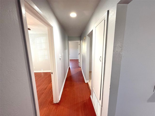 2206 Erickson Street, La Marque, TX 77568