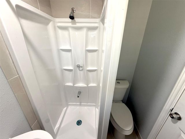 2206 Erickson Street, La Marque, TX 77568