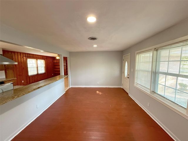 2206 Erickson Street, La Marque, TX 77568