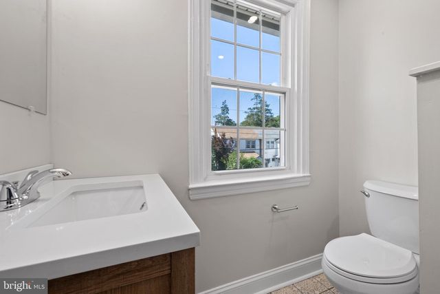 1409 EDGEVALE RD, Wynnewood, PA 19096
