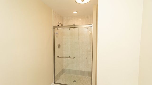 1234 N DEARBORN Parkway 1F, Chicago, IL 60610