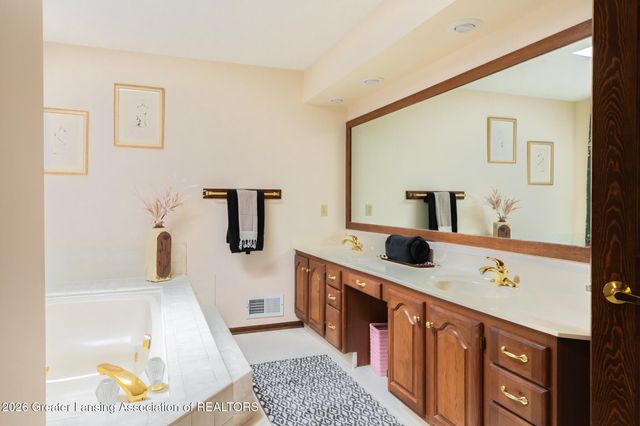 1790 Sashabaw Drive, Okemos, MI 48864