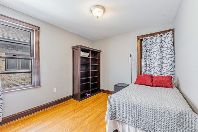 3739 Wenonah Avenue, Berwyn, IL 60402