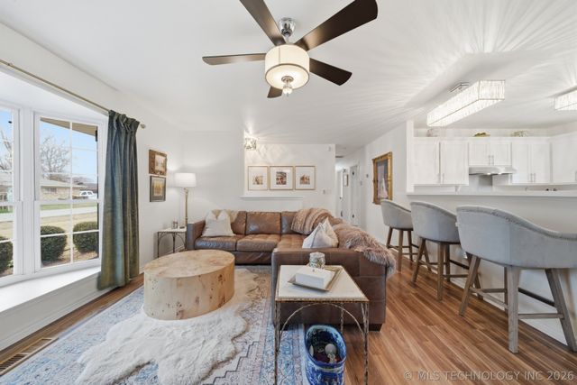 508 N Juniper Street, Jenks, OK 74037