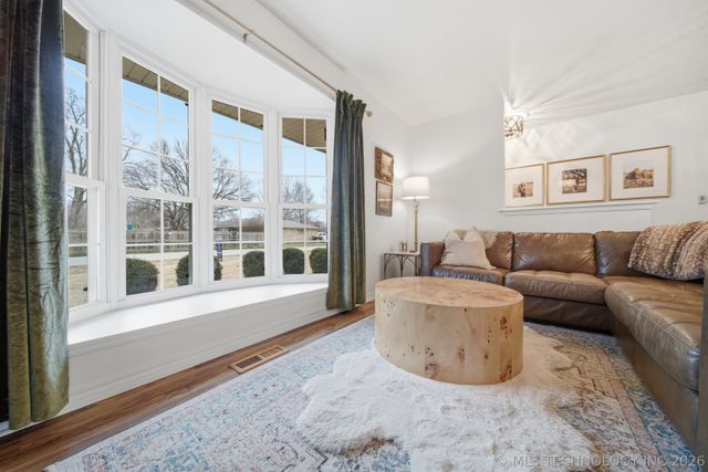 508 N Juniper Street, Jenks, OK 74037