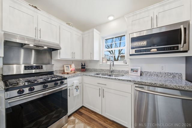 508 N Juniper Street, Jenks, OK 74037