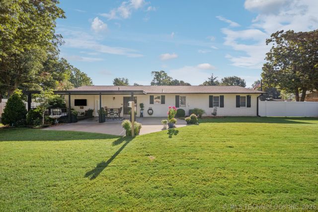 508 N Juniper Street, Jenks, OK 74037