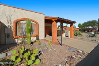 1432 W Camino Alicante, Green Valley, AZ 85622