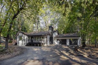 5701 Maywood Dr, Foresthill, CA 95631