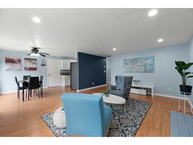 1530 Sw 201ST Ave, Beaverton, OR 97003