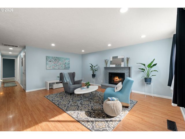 1530 Sw 201ST Ave, Beaverton, OR 97003