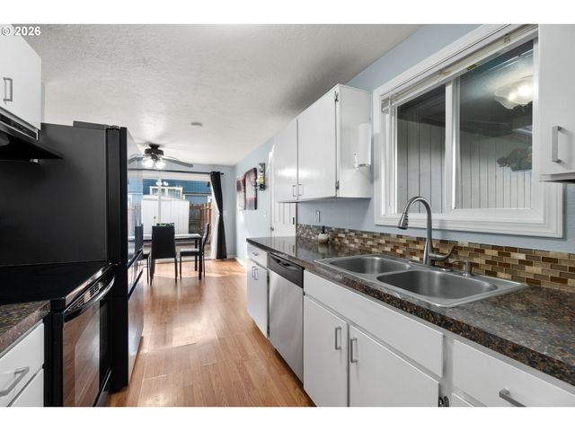 1530 Sw 201ST Ave, Beaverton, OR 97003