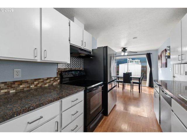 1530 Sw 201ST Ave, Beaverton, OR 97003