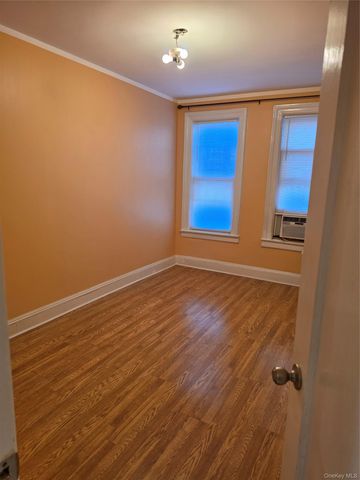 30-19 35 Street 1, Astoria, NY 11103