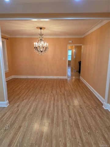 30-19 35 Street 1, Astoria, NY 11103