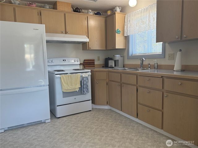 1114 273rd Place, Ocean Park, WA 98640