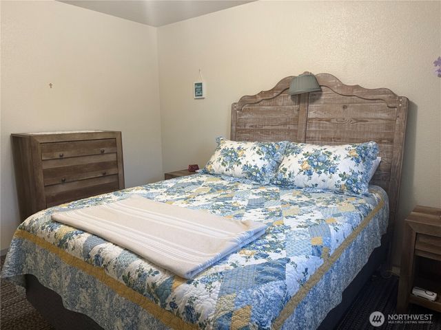 1114 273rd Place, Ocean Park, WA 98640