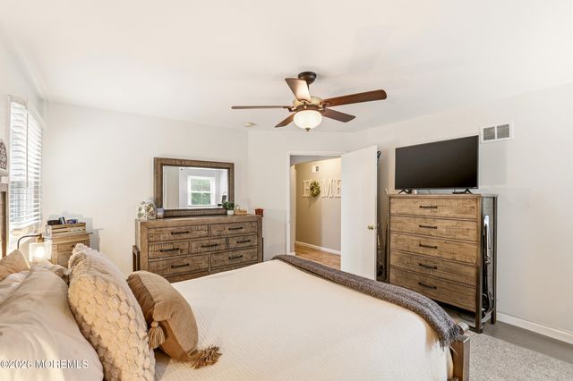 910 Woodlane Road, Jackson, NJ 08527