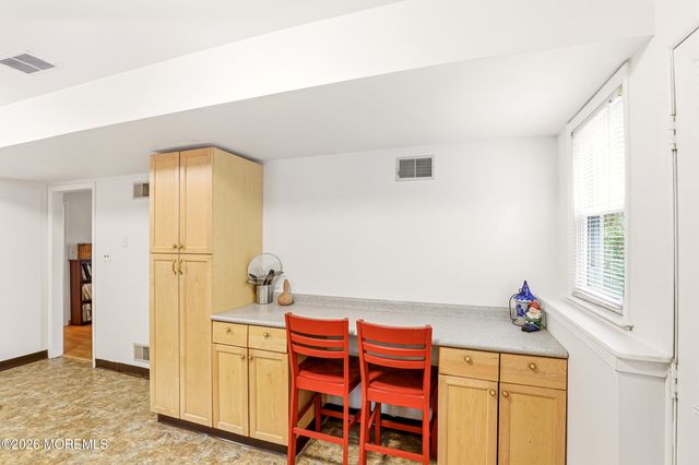 910 Woodlane Road, Jackson, NJ 08527