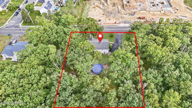 910 Woodlane Road, Jackson, NJ 08527