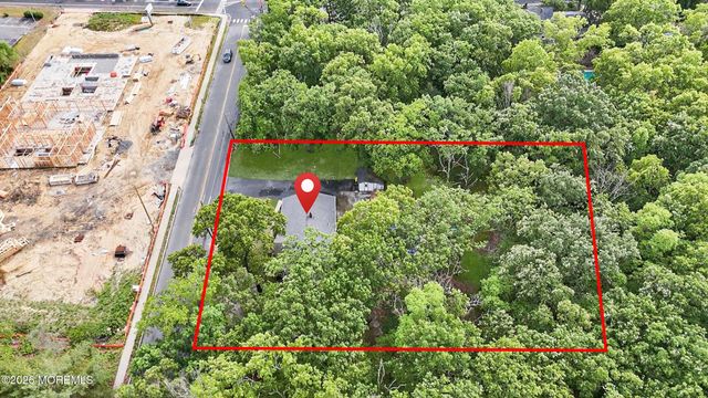 910 Woodlane Road, Jackson, NJ 08527