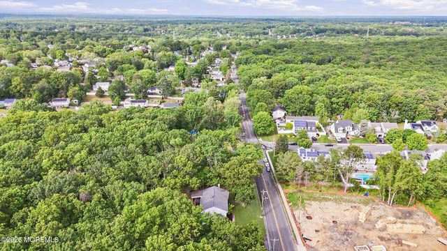 910 Woodlane Road, Jackson, NJ 08527