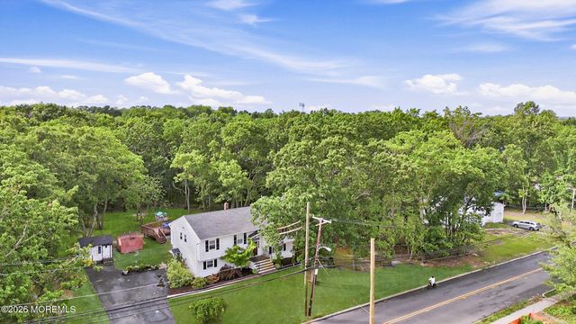 910 Woodlane Road, Jackson, NJ 08527