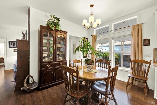 31 Lemon Tree Cir, Vacaville, CA 95687