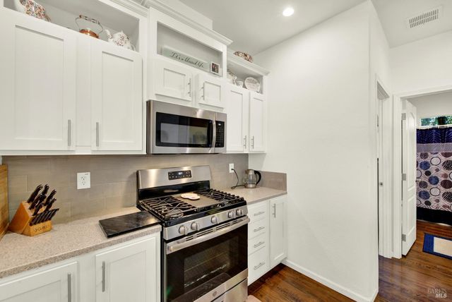 31 Lemon Tree Cir, Vacaville, CA 95687