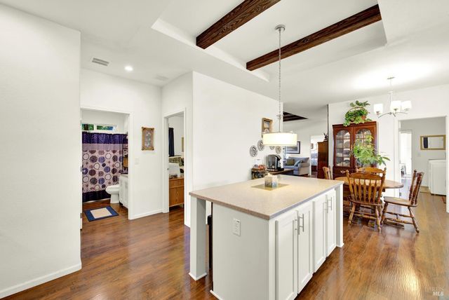31 Lemon Tree Cir, Vacaville, CA 95687