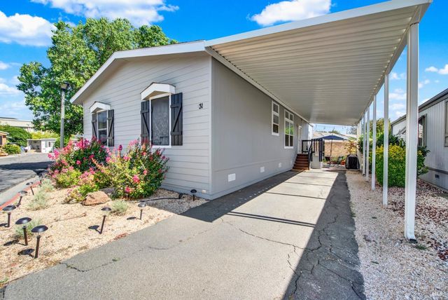 31 Lemon Tree Cir, Vacaville, CA 95687