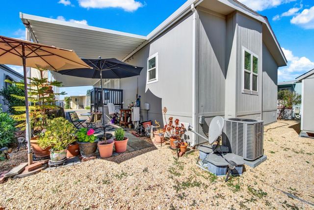 31 Lemon Tree Cir, Vacaville, CA 95687