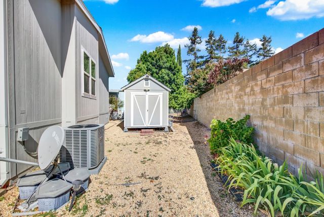 31 Lemon Tree Cir, Vacaville, CA 95687