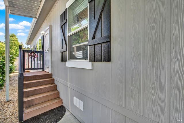 31 Lemon Tree Cir, Vacaville, CA 95687