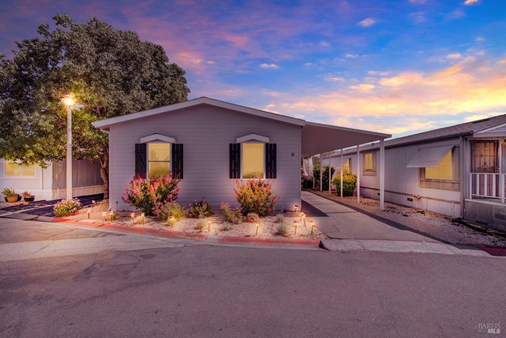 31 Lemon Tree Cir, Vacaville, CA 95687
