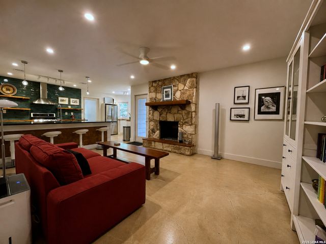 3614 Larkhill, San Antonio, TX 78228
