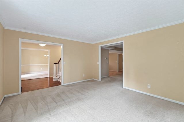 222 Wisteria Drive, Oakwood, OH 45419