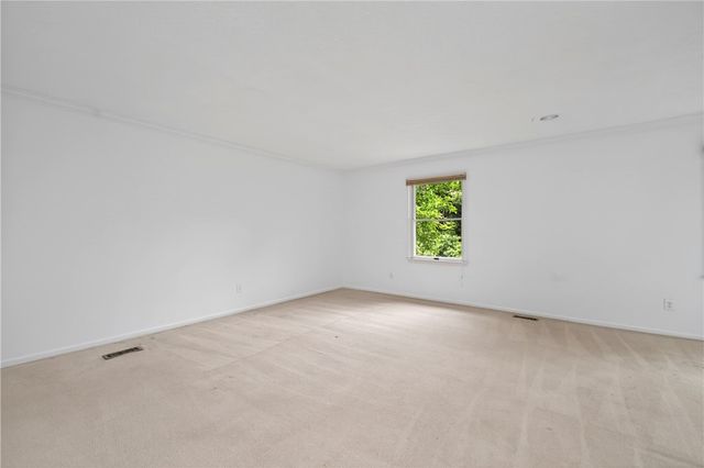222 Wisteria Drive, Oakwood, OH 45419