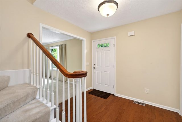 222 Wisteria Drive, Oakwood, OH 45419