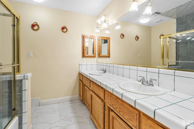 3510 Cathedral Rose Avenue, Bakersfield, CA 93313