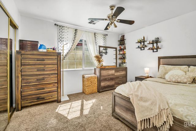 3510 Cathedral Rose Avenue, Bakersfield, CA 93313