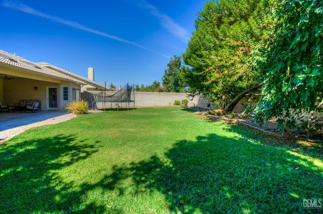 3510 Cathedral Rose Avenue, Bakersfield, CA 93313
