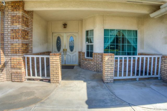 3510 Cathedral Rose Avenue, Bakersfield, CA 93313