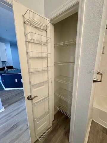 5000 CULBREATH KEY WAY 9-305, Tampa, FL 33611